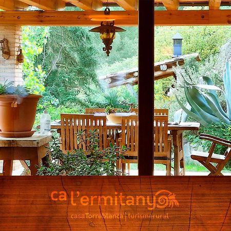 Gasthaus Ca L' Ermitanyo- Casa Torre Blanca Suria Exterior foto